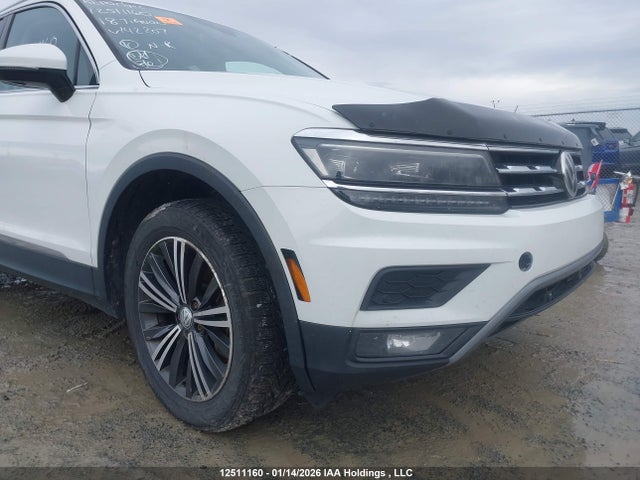 3VV4B7AX6JM142207 Volkswagen Tiguan Highline