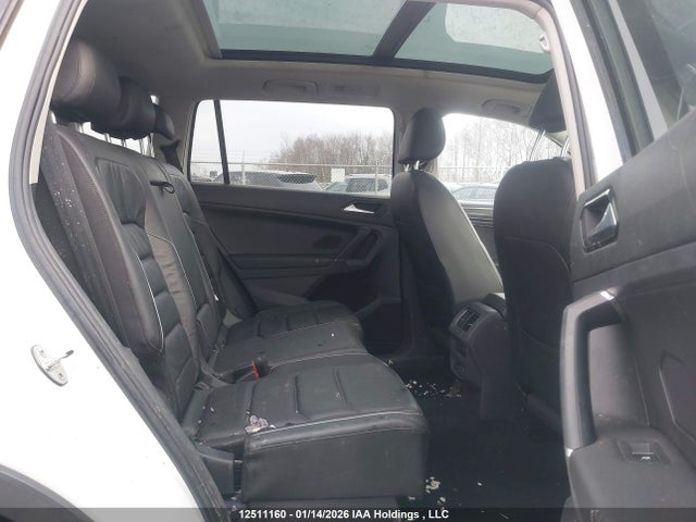 3VV4B7AX6JM142207 Volkswagen Tiguan Highline