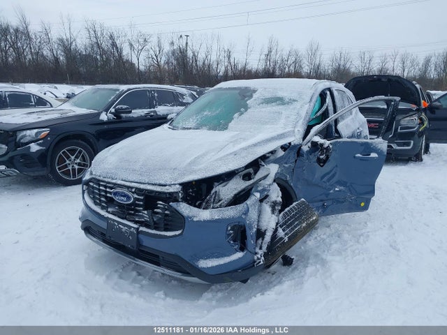 1FMCU9JA0SUB07179 Ford Escape Platinum