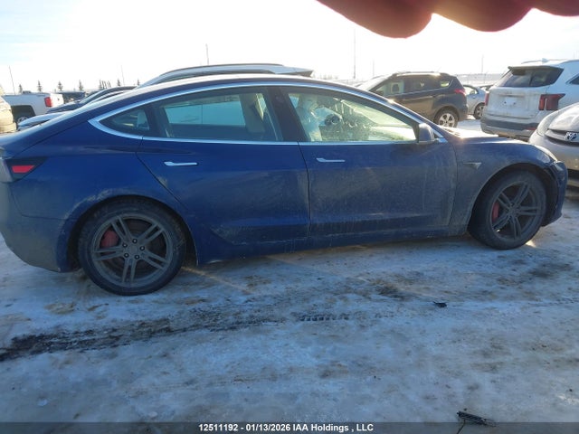 5YJ3E1EBXKF423025 Tesla MODEL 3