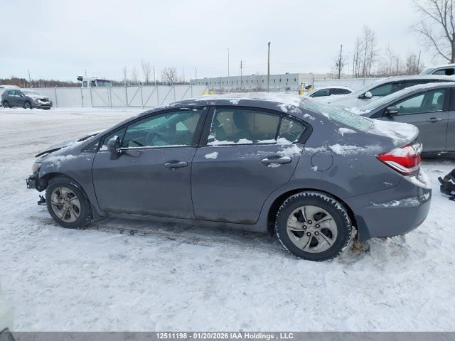 2015 Honda Civic Lx მანქანა იყიდება აუქციონზე, vin: 2HGFB2F40FH017963, აუქციონის ნომერი: 12511198