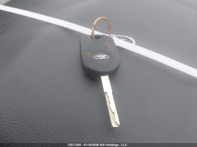 1FADP3K21HL260825 Ford FOCUS SE