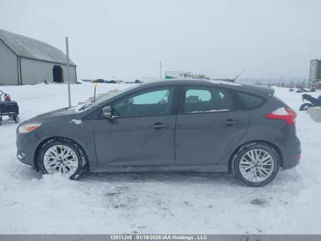 1FADP3K21HL260825 Ford FOCUS SE