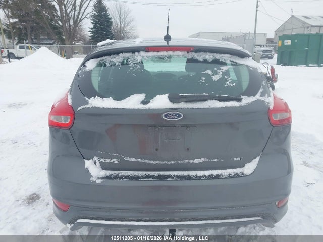1FADP3K21HL260825 Ford FOCUS SE