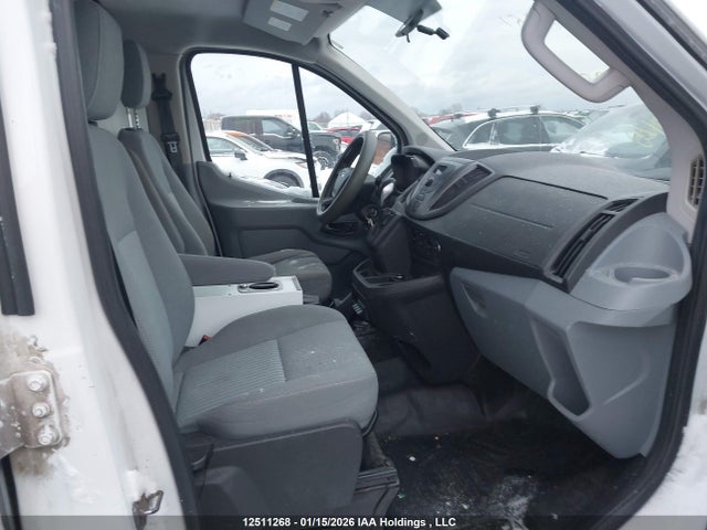 1FTNR1ZM7FKB24061 Ford Transit T-250