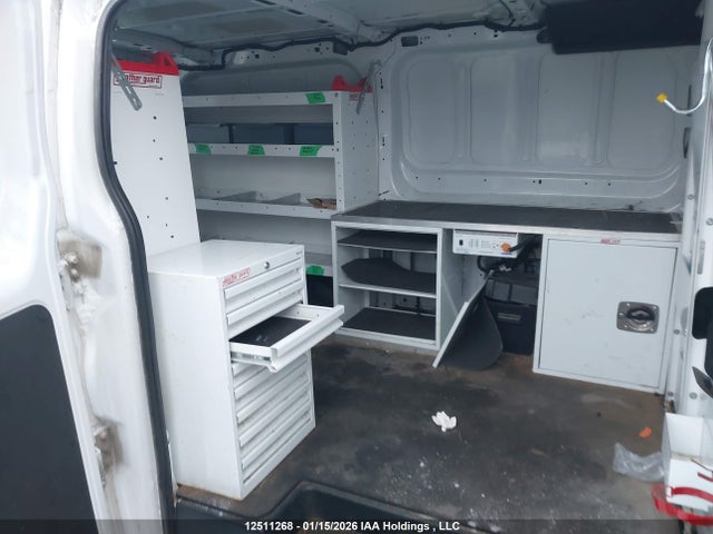 1FTNR1ZM7FKB24061 Ford Transit T-250