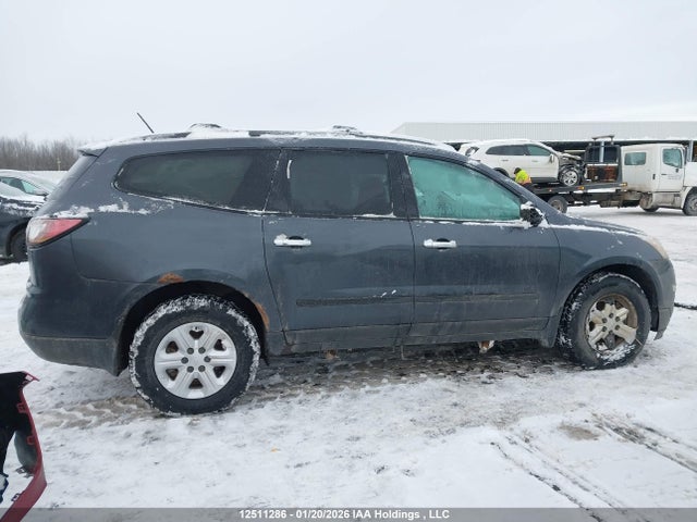 1GNKRFKD0EJ216229 Chevrolet Traverse Ls