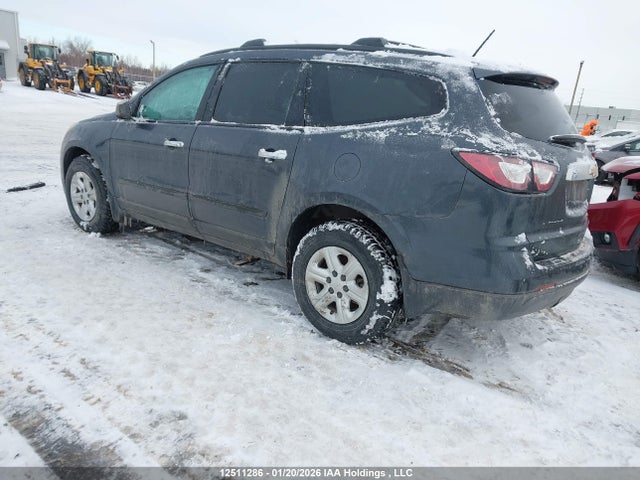 1GNKRFKD0EJ216229 Chevrolet Traverse Ls