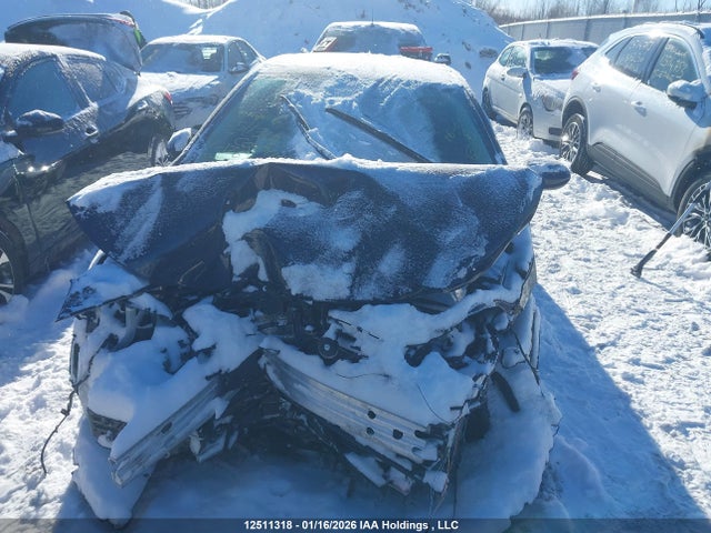 5YFB4MDE3RP176215 Toyota COROLLA LE