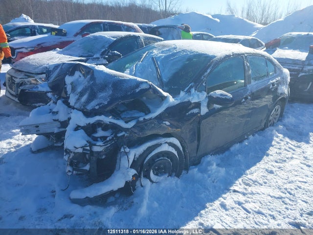 5YFB4MDE3RP176215 Toyota COROLLA LE