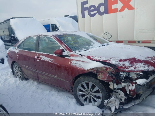 4T1BD1FK1GU180972 Toyota Camry Hybrid/le/xle/se