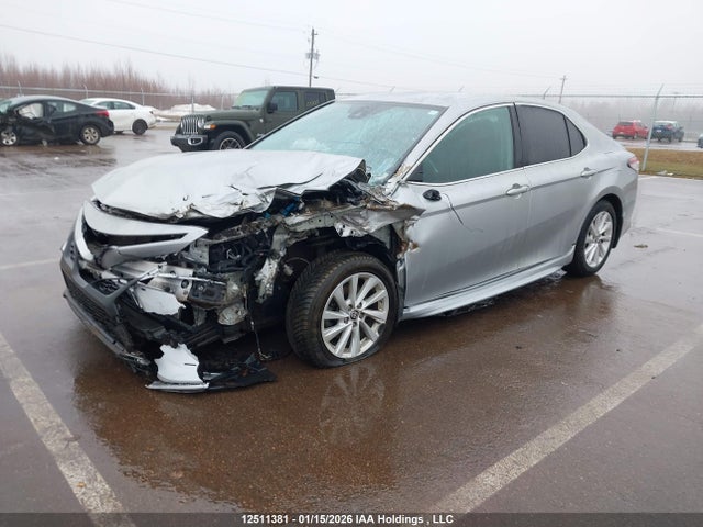 4T1G11AK6NU038166 Toyota CAMRY SE