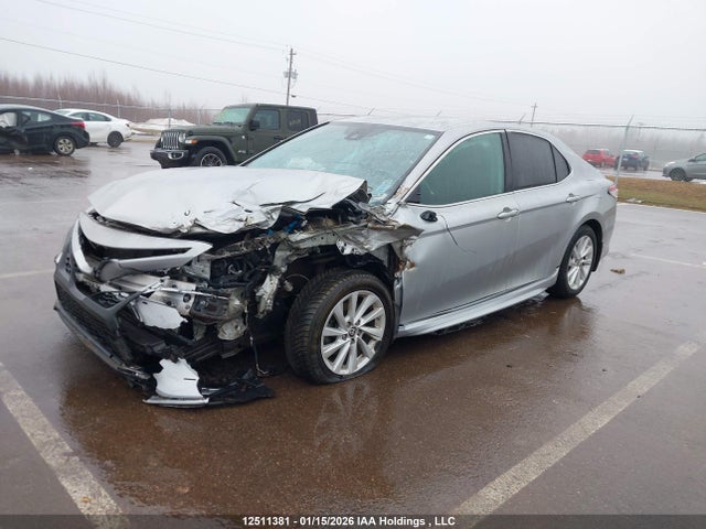 4T1G11AK6NU038166 Toyota CAMRY SE