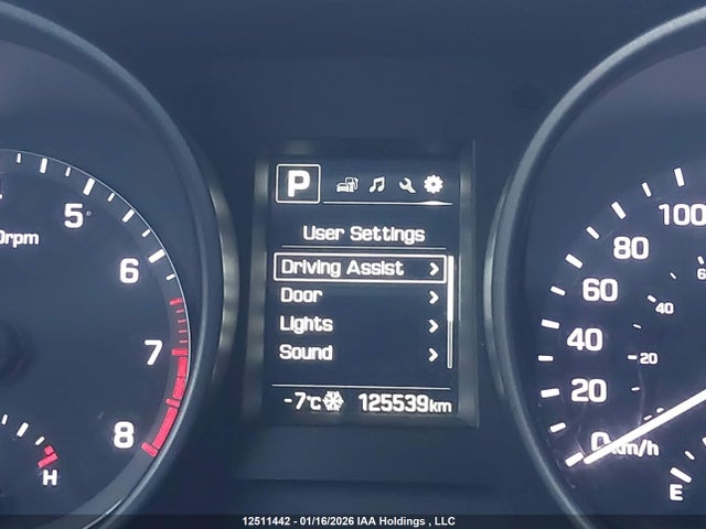 5XYZUDLBXHG476794 Hyundai Santa Fe Sport 2.4 Premium