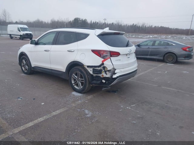 5XYZUDLBXHG476794 Hyundai Santa Fe Sport 2.4 Premium