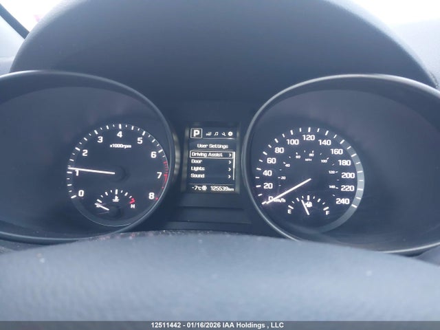 5XYZUDLBXHG476794 Hyundai Santa Fe Sport 2.4 Premium