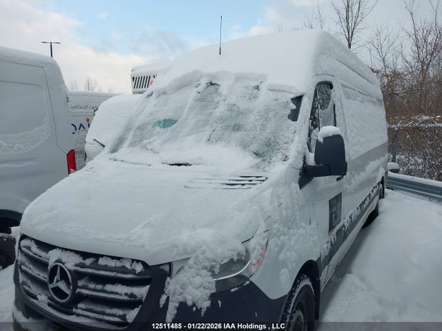W1Y4KCHYXRP660120 Mercedes-Benz Sprinter 2500