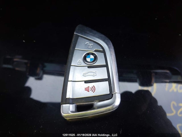 WBAJB9C53JB036455 BMW M550xi