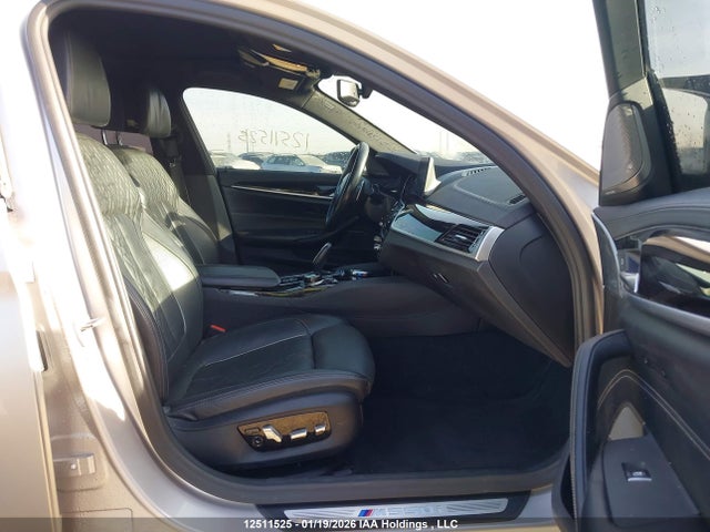 WBAJB9C53JB036455 BMW M550xi