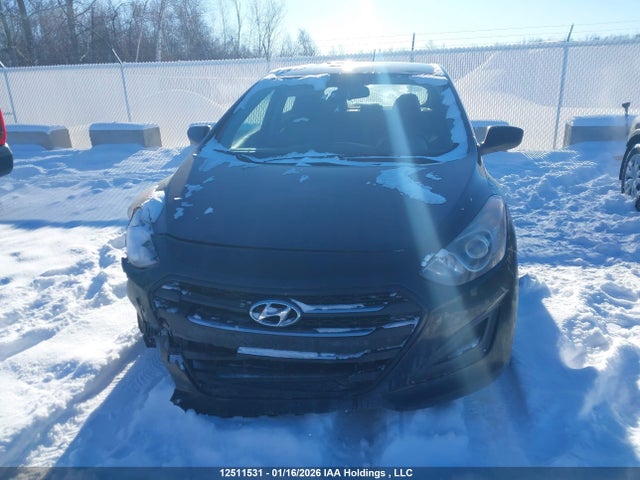 KMHD25LHXGU331645 Hyundai ELANTRA GT