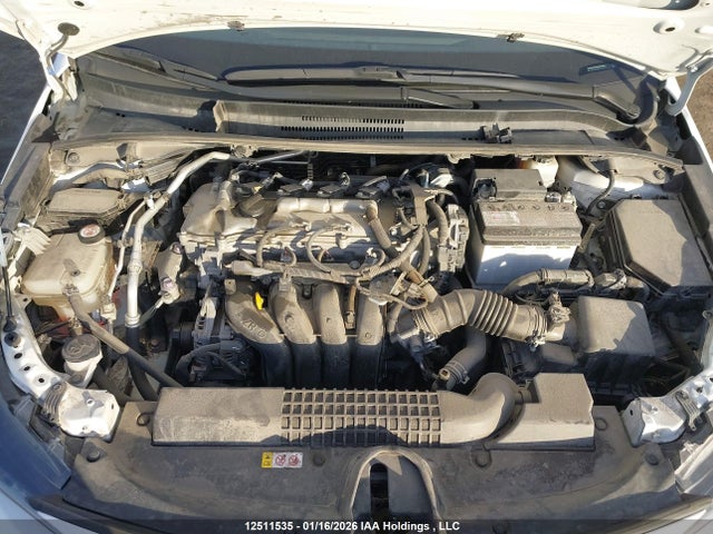5YFBPMBE1MP200689 Toyota COROLLA LE