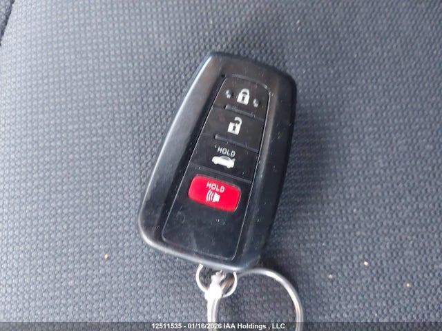 5YFBPMBE1MP200689 Toyota COROLLA LE