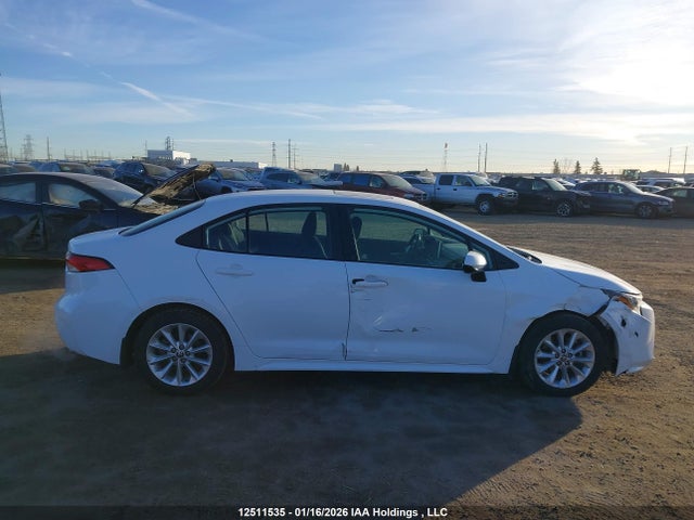 5YFBPMBE1MP200689 Toyota COROLLA LE