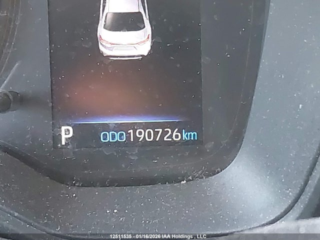 5YFBPMBE1MP200689 Toyota COROLLA LE