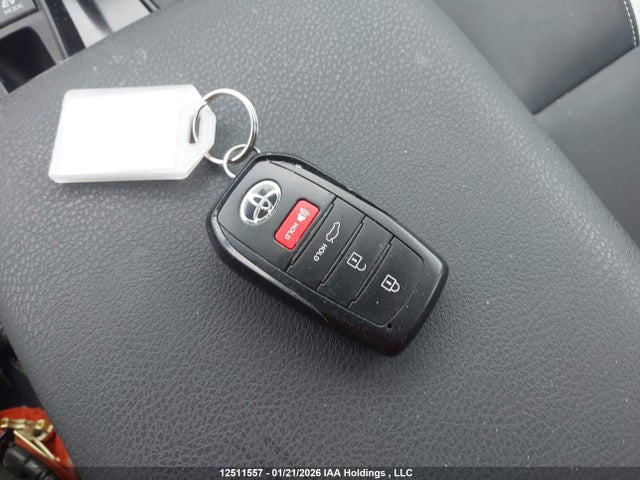 12511557 :رقم المزاد ، 4T1DAACK5SU117842 vin ، 2025 Toyota Camry Xse/xle/le/se مزاد بيع