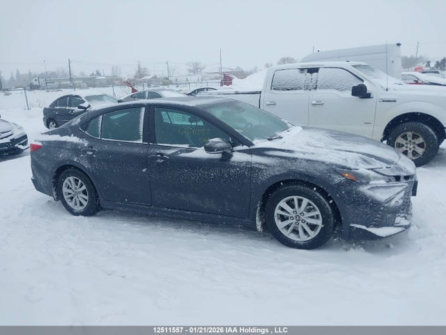 12511557 :رقم المزاد ، 4T1DAACK5SU117842 vin ، 2025 Toyota Camry Xse/xle/le/se مزاد بيع