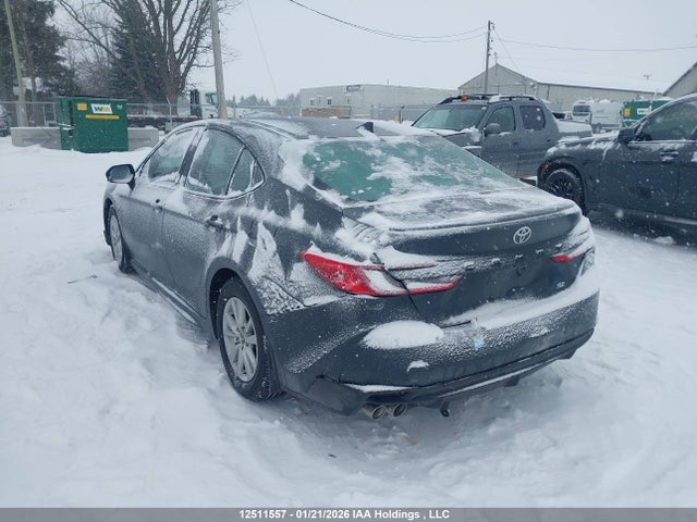 12511557 :رقم المزاد ، 4T1DAACK5SU117842 vin ، 2025 Toyota Camry Xse/xle/le/se مزاد بيع
