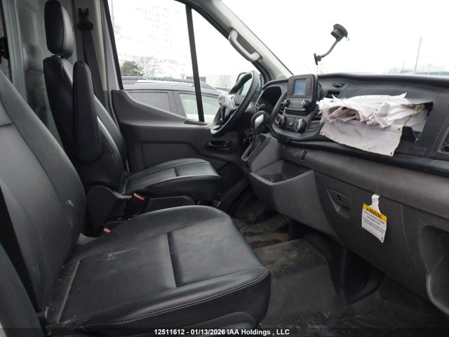 1FTBR3X89SKA81504 Ford Transit T-250
