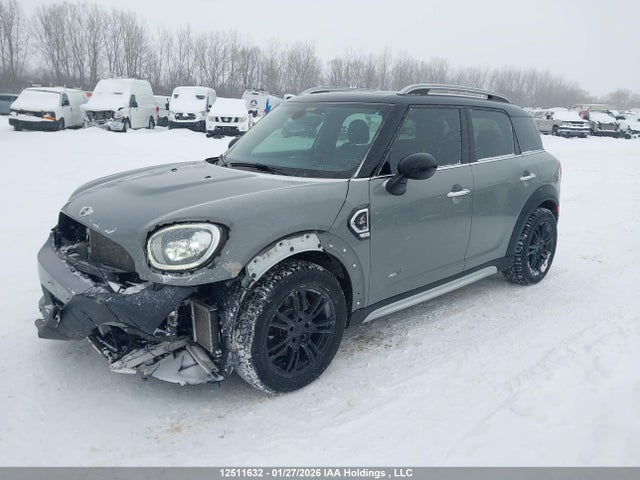 Mini Cooper S Countryman All4 2018 WMZYT5C3XJ3D82201 Image 2