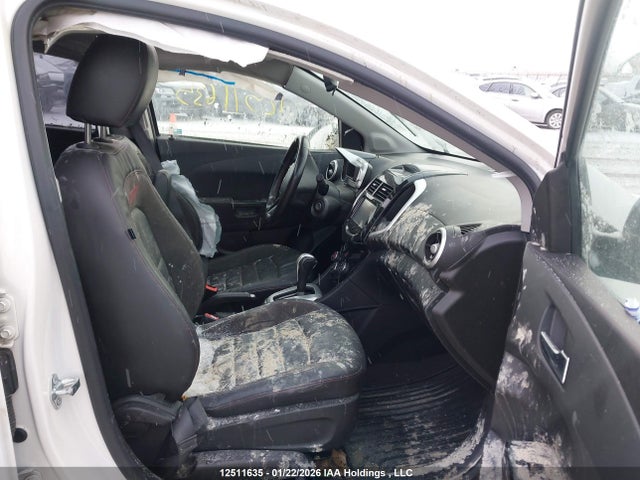 1G1JG6SB8F4213855 Chevrolet Sonic Rs Auto