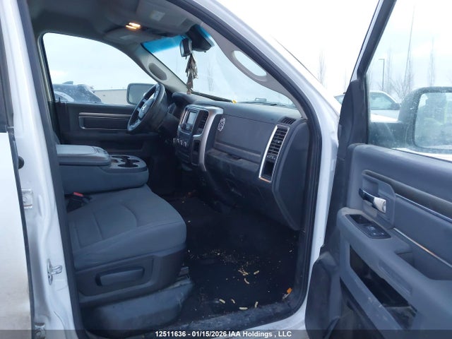 1C6RR7GG6GS244217 RAM 1500 Slt
