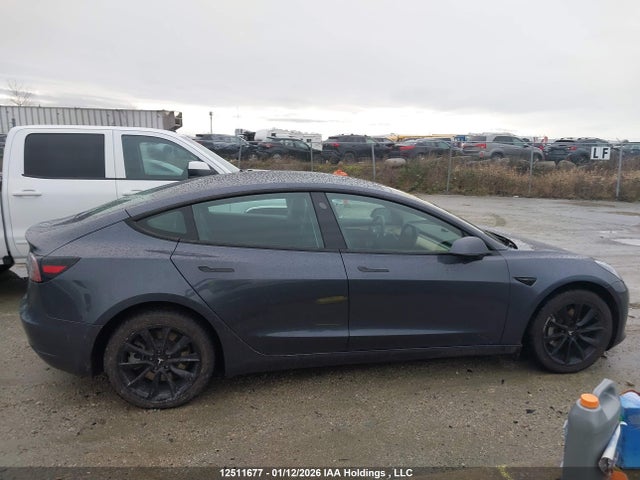 5YJ3E1EA2NF205849 Tesla MODEL 3
