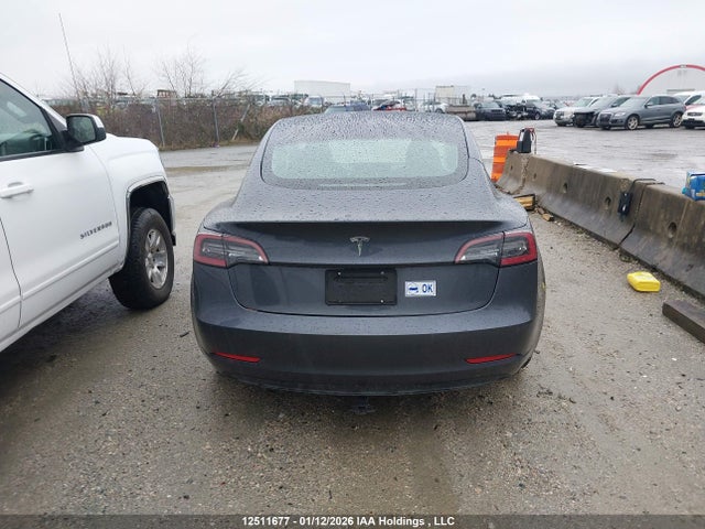 5YJ3E1EA2NF205849 Tesla MODEL 3