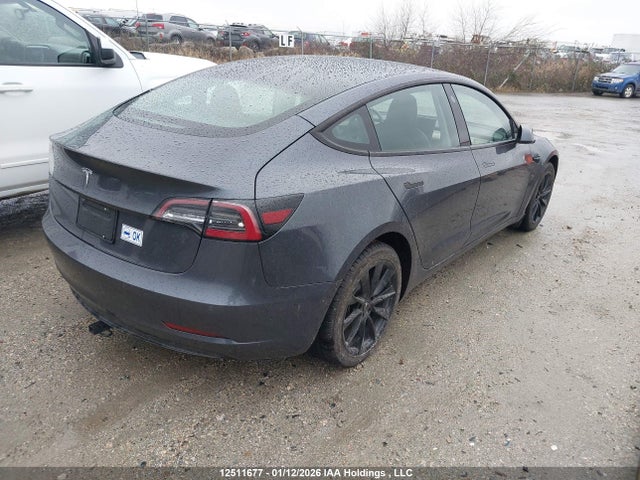 5YJ3E1EA2NF205849 Tesla MODEL 3