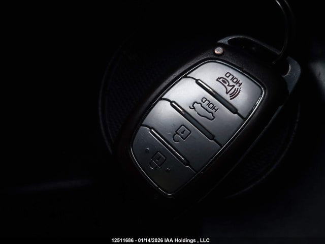 KMHD84LF2JU688641 Hyundai Elantra Gl Se