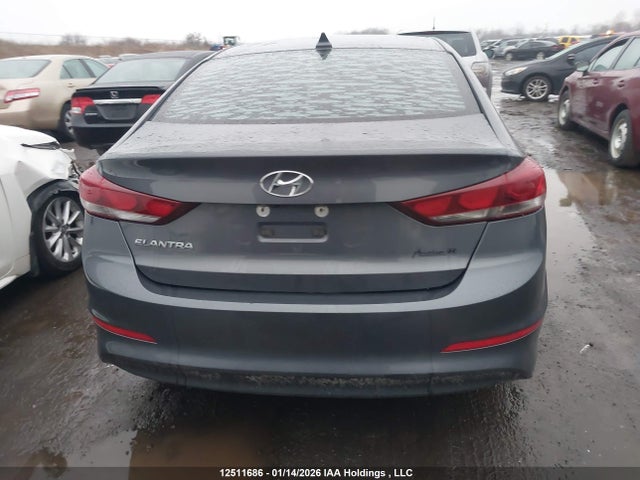 KMHD84LF2JU688641 Hyundai Elantra Gl Se