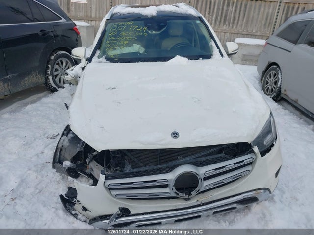 WDC0G8EB7LV203957 Mercedes-Benz Glc 300 4matic