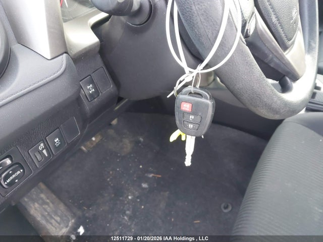Toyota RAV4 LE 2015 2T3BFREVXFW356279 Image 11