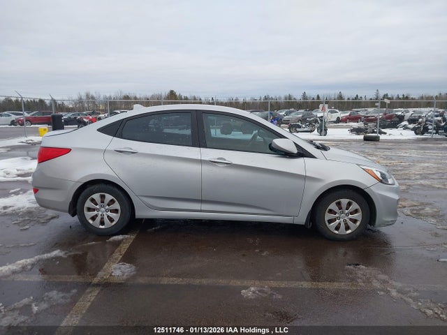 KMHCT4AE5GU141408 Hyundai Accent Le