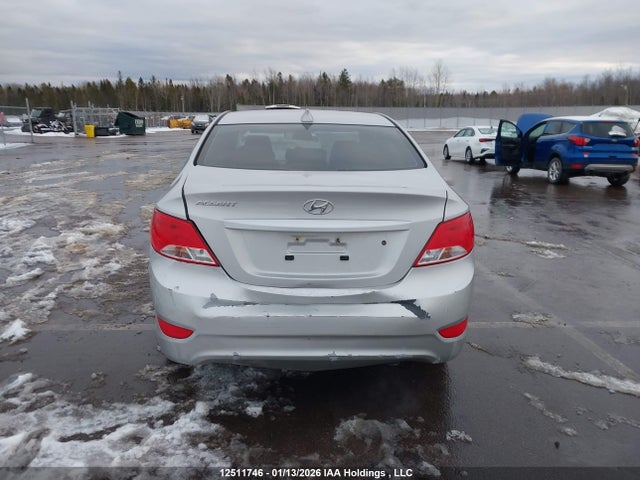 KMHCT4AE5GU141408 Hyundai Accent Le