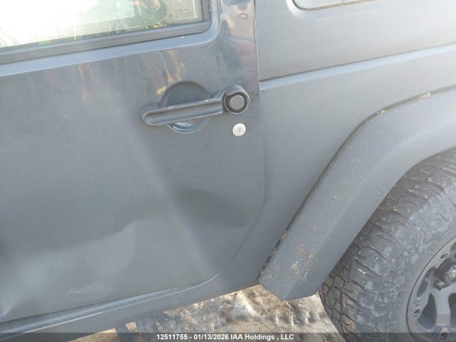 1C4AJWAG9JL914893 Jeep Wrangler Sport