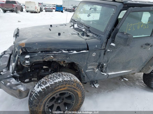1C4AJWAG9JL914893 Jeep Wrangler Sport