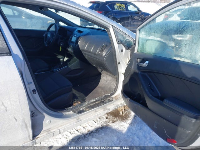 KIA Forte 2018 3KPFL4A77JE163824 Image 5