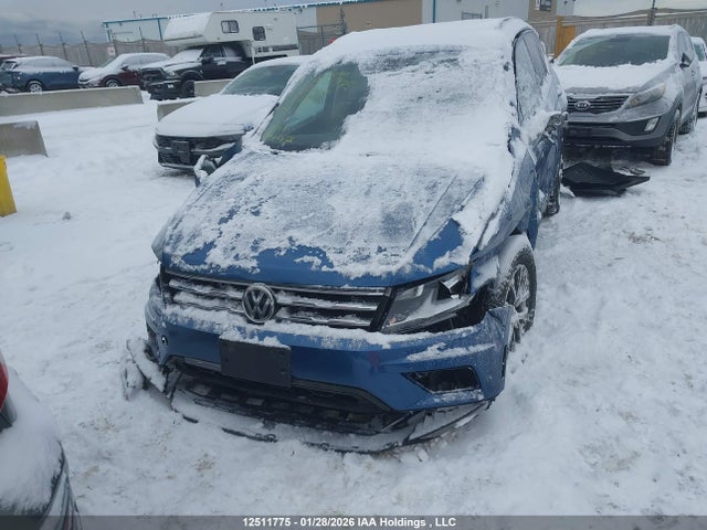 3VV2B7AXXJM118676 Volkswagen Tiguan Comfortline