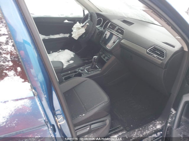 3VV2B7AXXJM118676 Volkswagen Tiguan Comfortline