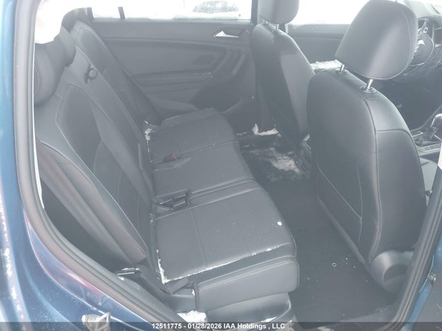 3VV2B7AXXJM118676 Volkswagen Tiguan Comfortline
